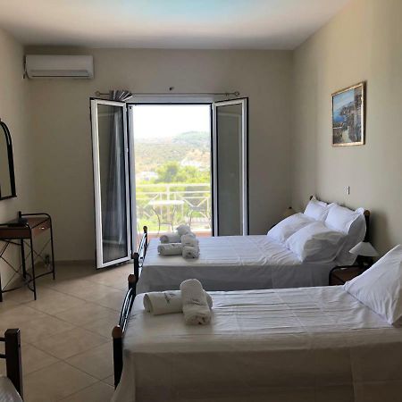Villa Alexandra Agia Marina  Exteriör bild